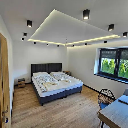 Noclegi Apart Gorlice Exterior photo