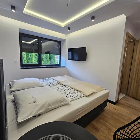 Noclegi Apart Gorlice Exterior photo